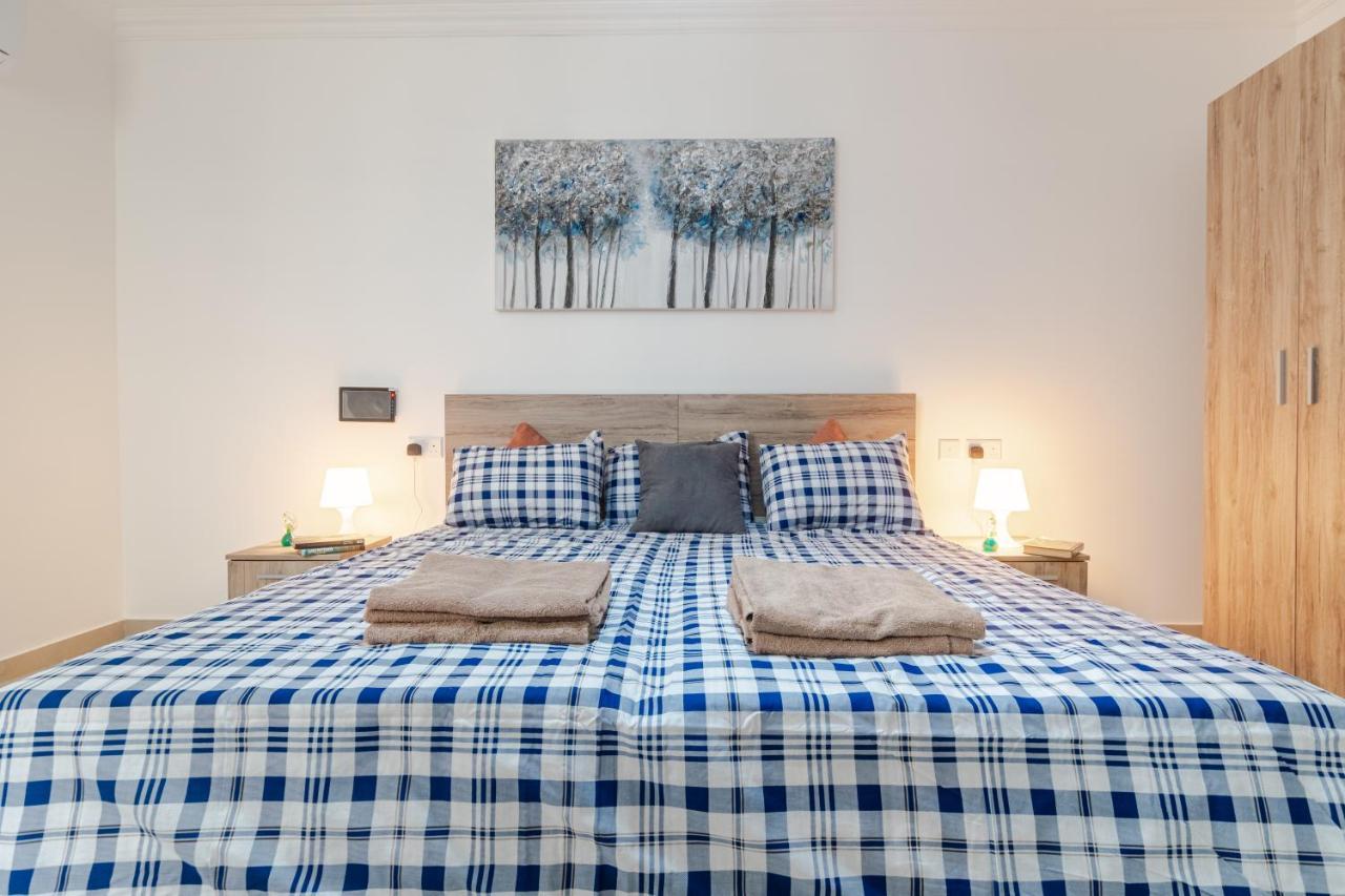 Brand New Apartment 3Bdr 2 Bth H7 Сейнт Полс Бей Екстериор снимка